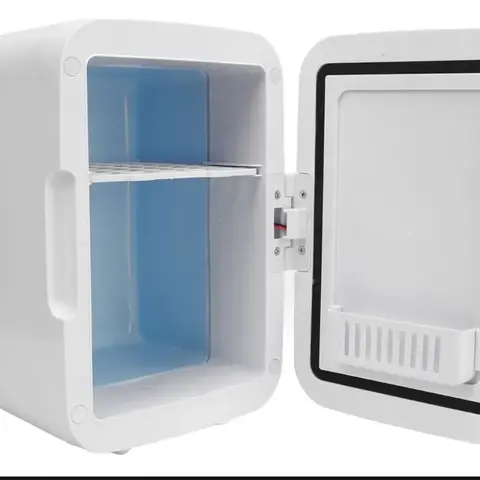 Mini Refrigerador Portátil Blanco con Puerta Transparente